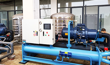 水冷螺桿冷水機(jī)80匹，金銀首飾加工冷卻使用