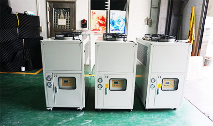 注塑行業(yè)冷水機組如何選型？